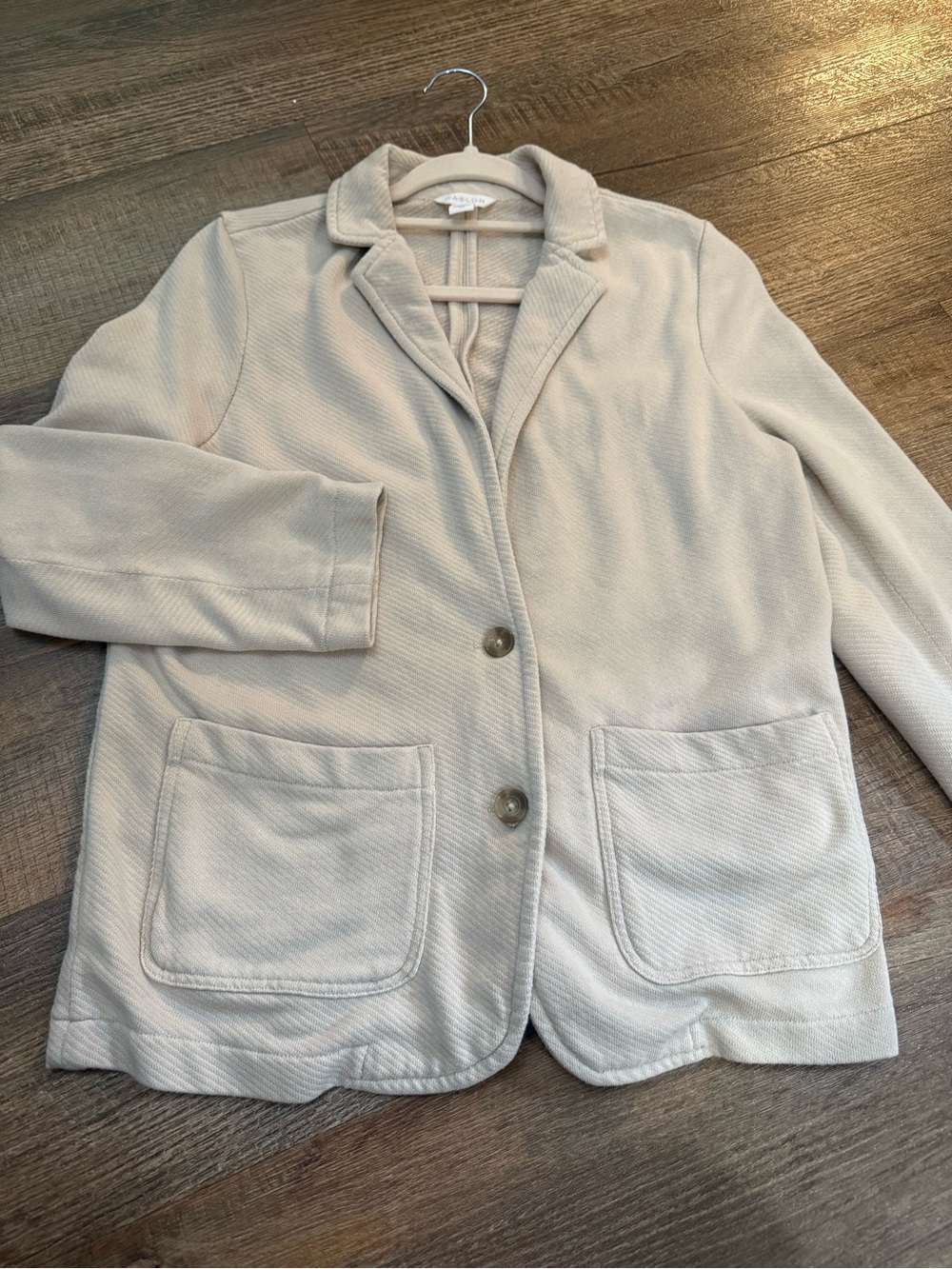 Women's Cream Casual Sweater Blazer - Two-Button Pocket Style
